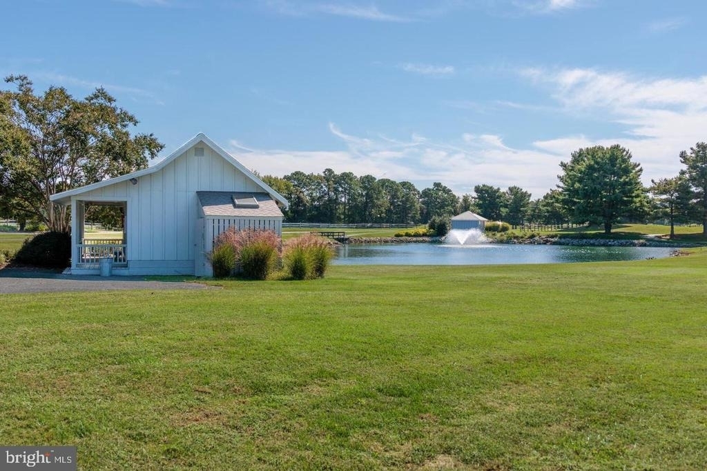 102 Golf Court - Photo 35