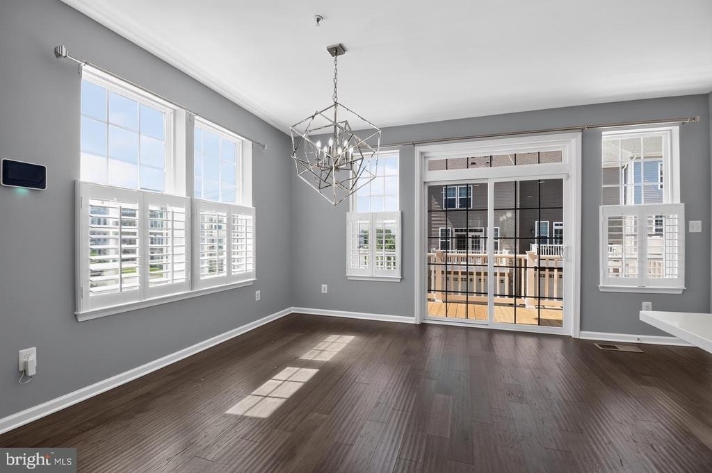 2922 Pinebrook Road - Photo 14