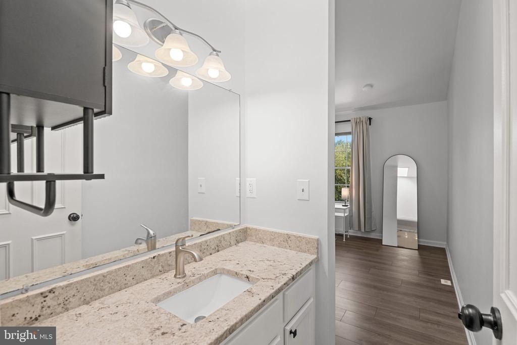 7020 Storch Lane - Photo 29