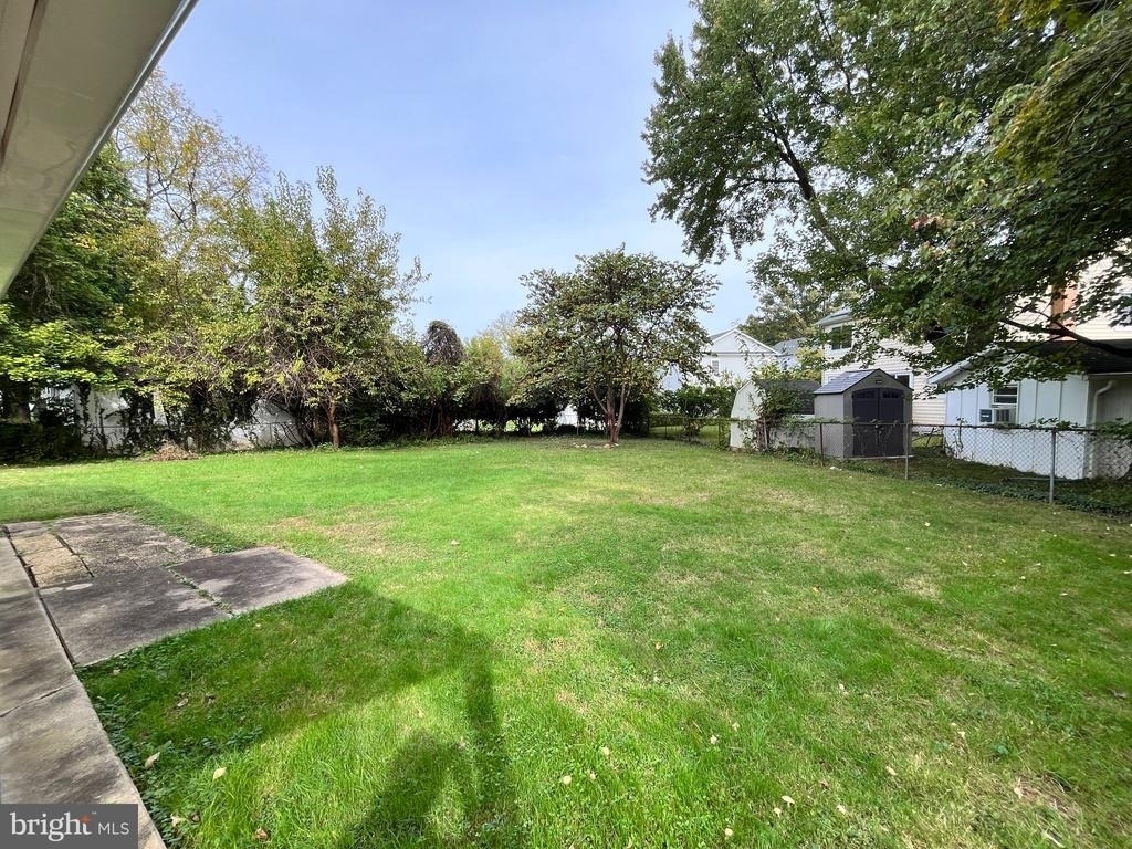 718 Maple Avenue - Photo 40