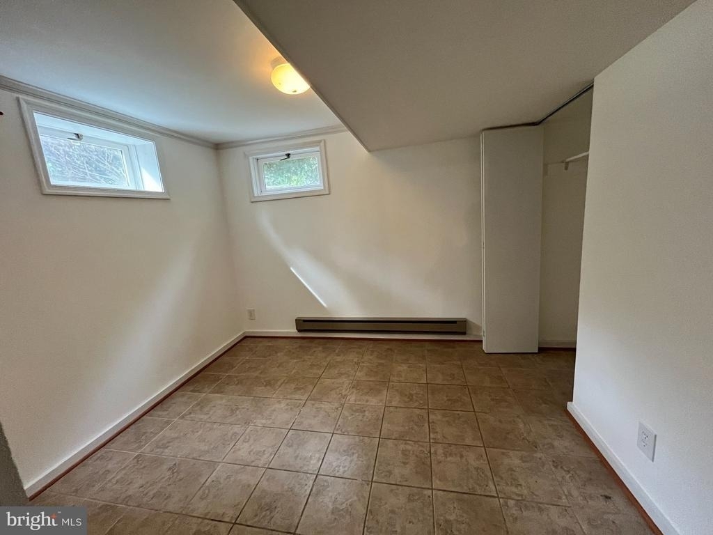 718 Maple Avenue - Photo 29