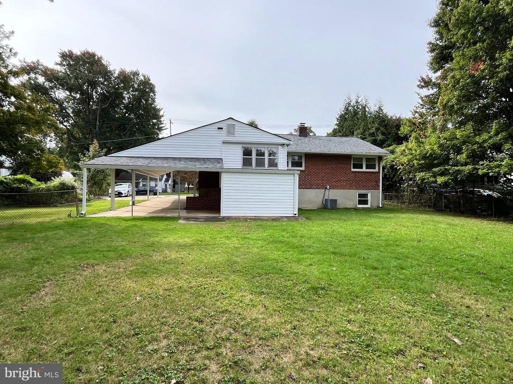 718 Maple Avenue - Photo 37