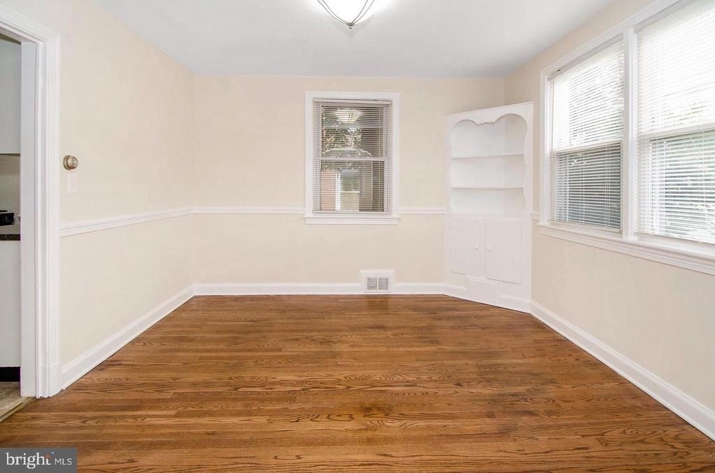 11706 Georgia Avenue - Photo 10