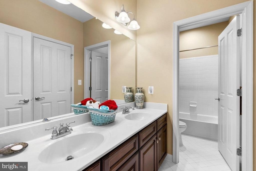 14103 Byrne Park Drive - Photo 10