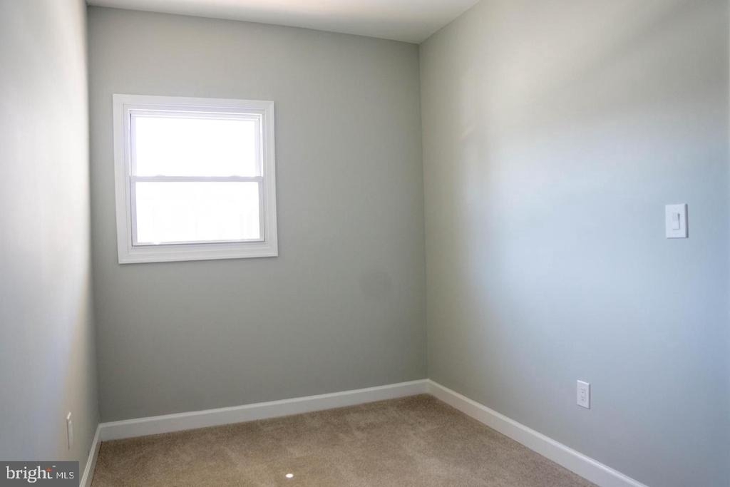 1009 Main Street - Photo 10