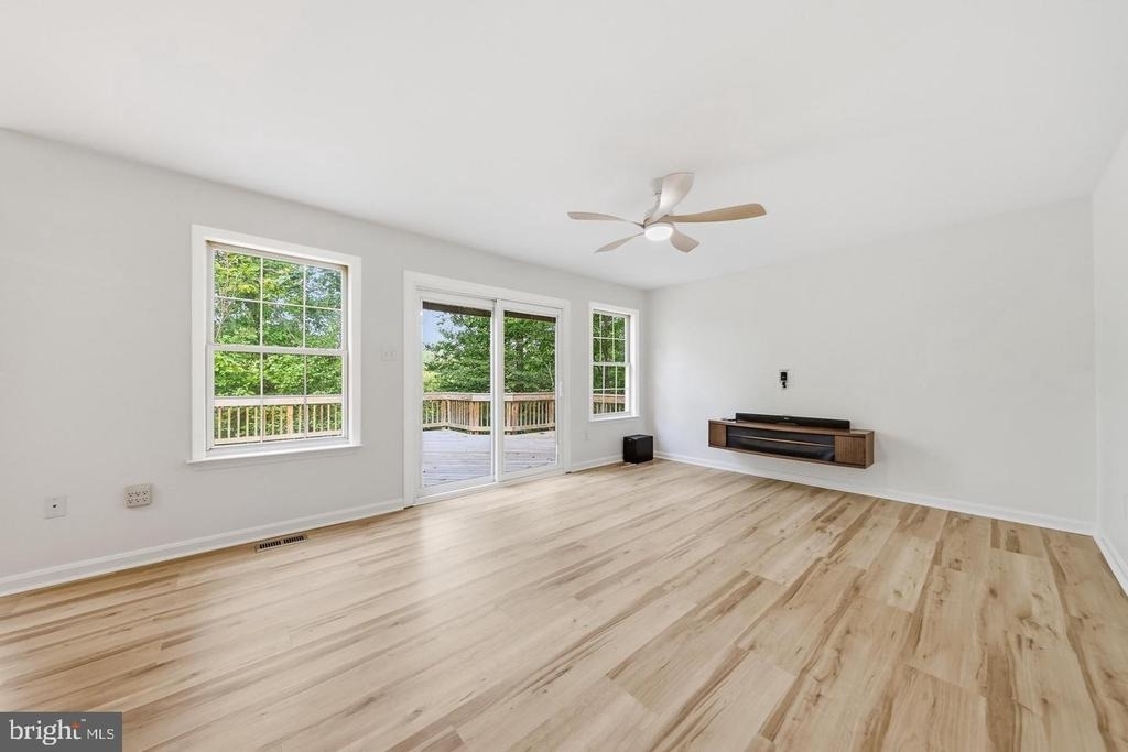 6728 Oakridge Road - Photo 17