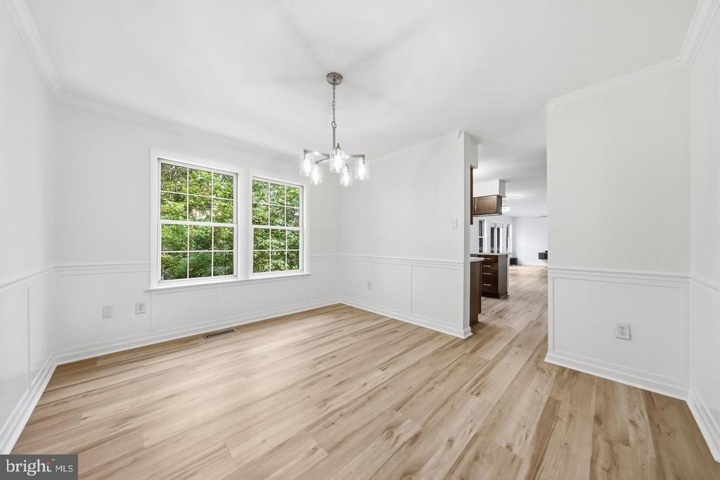 6728 Oakridge Road - Photo 7