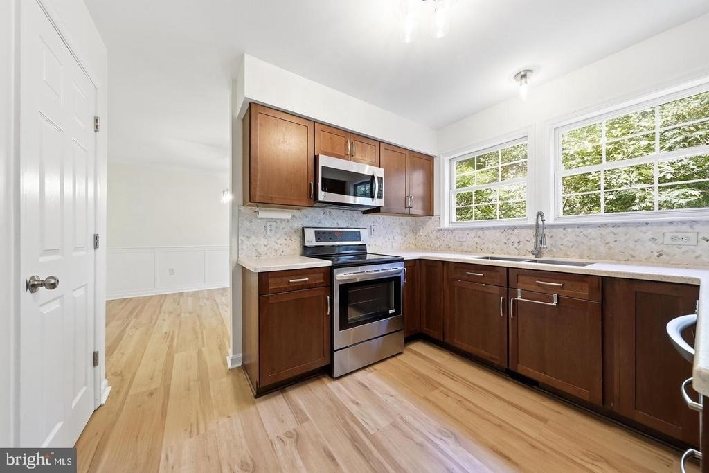 6728 Oakridge Road - Photo 11