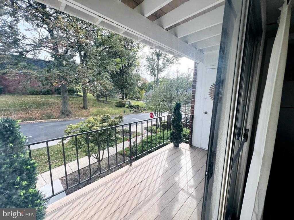 382 Homeland Southway - Photo 18
