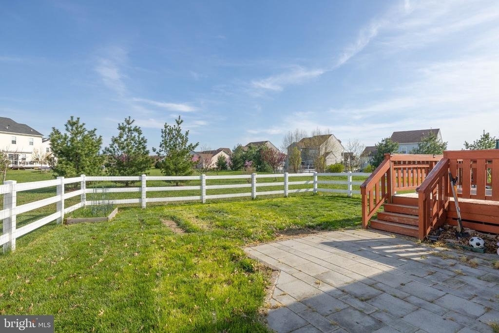 409 Galway Court - Photo 8