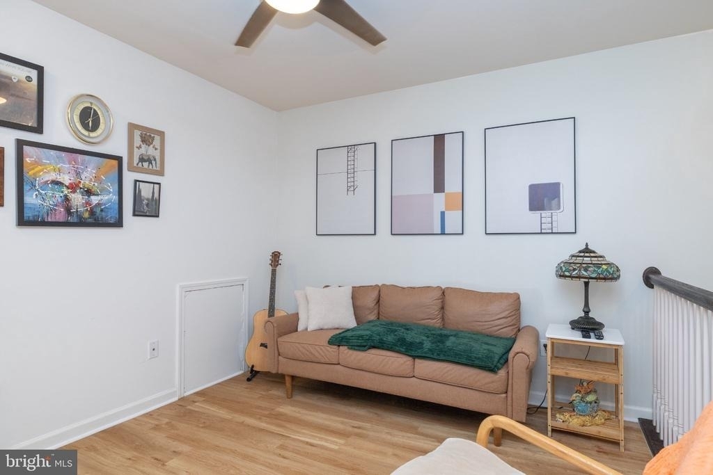 409 Galway Court - Photo 34