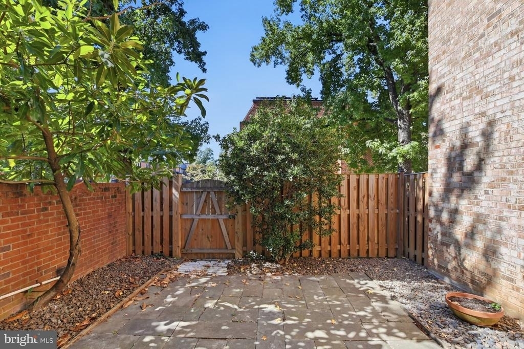 521 Brummel Court Nw - Photo 30