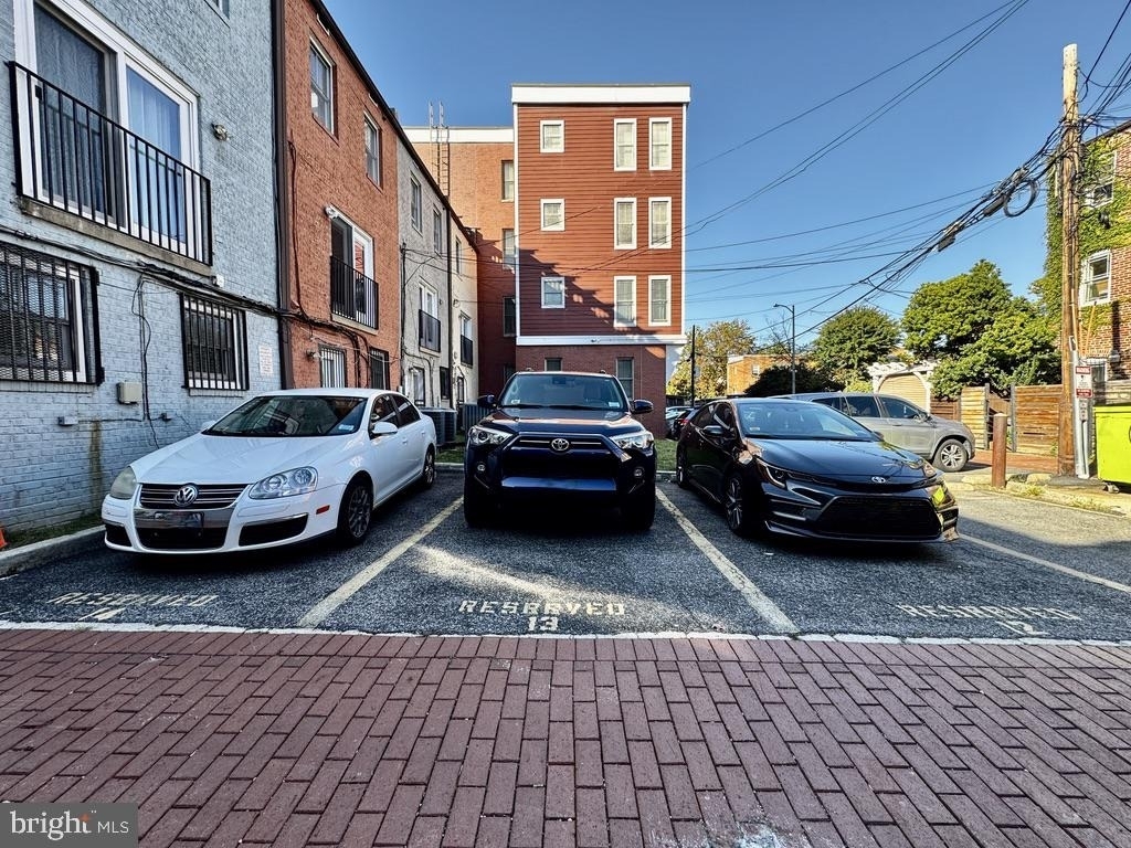 1425 11th Street Nw - Photo 17