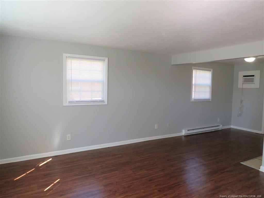 1942 King George Drive - Photo 2