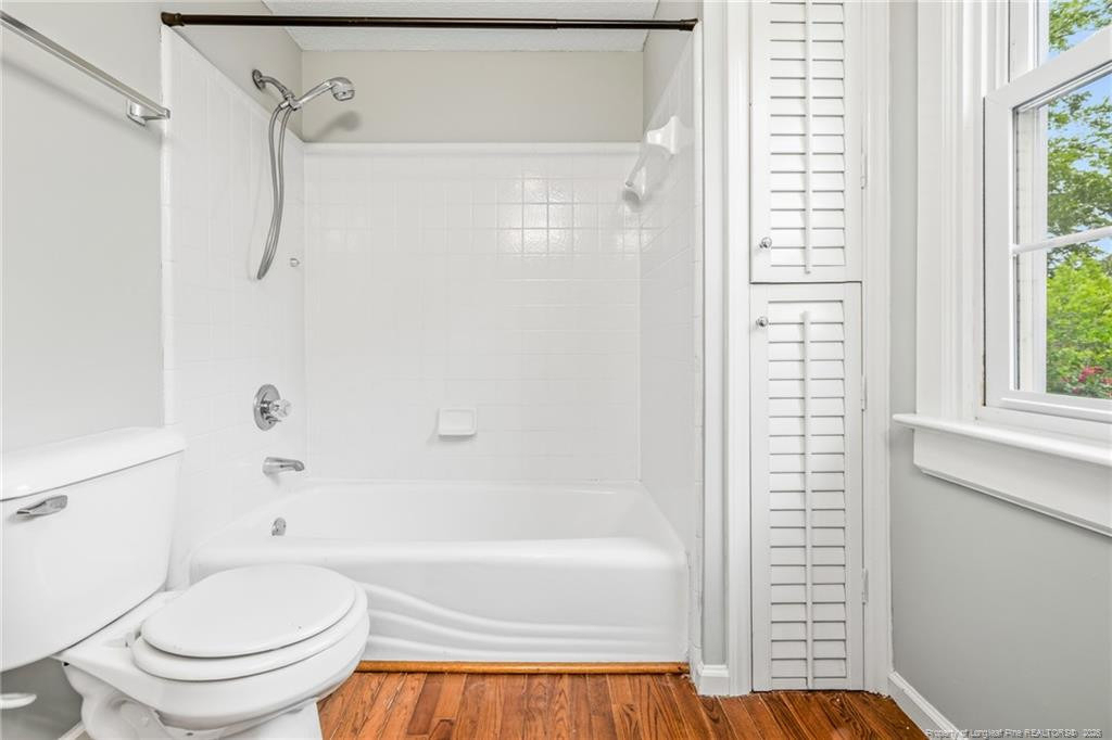 112 Ellington Street - Photo 23
