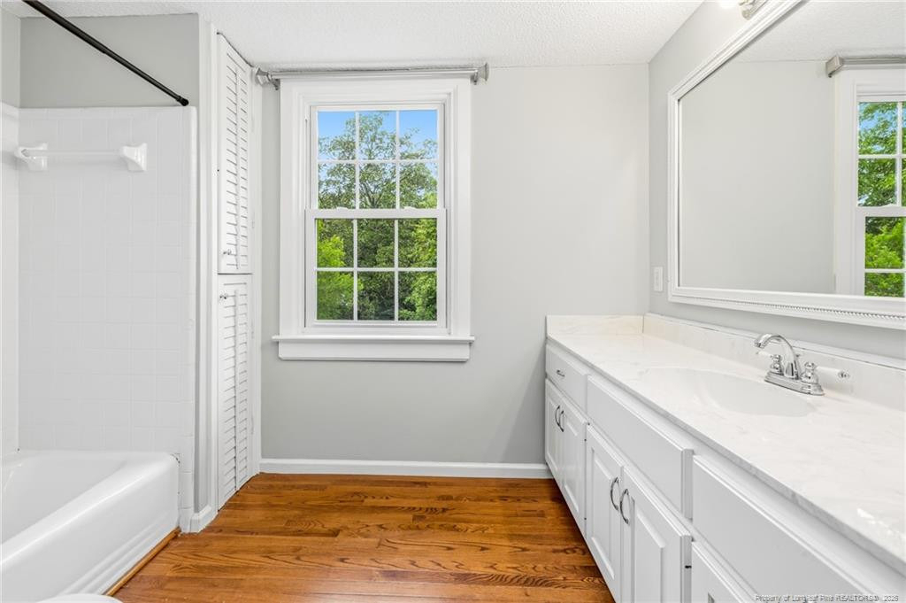 112 Ellington Street - Photo 21