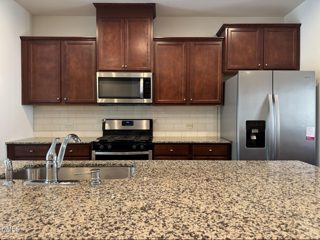 1046 Salt Glaze Lane - Photo 7