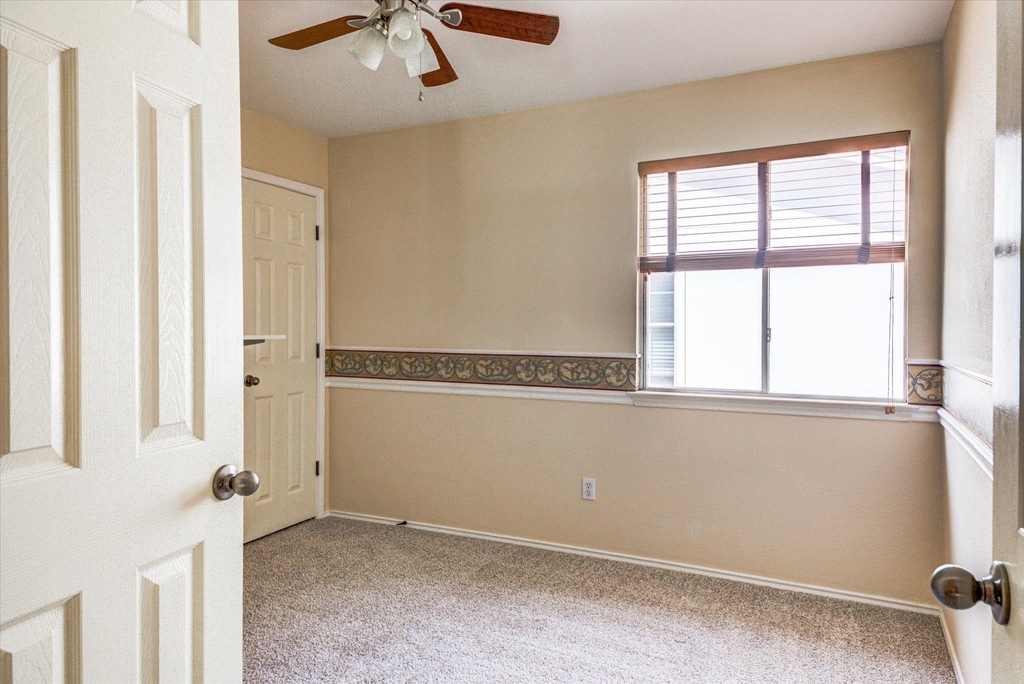 722 Settlement St - Photo 21