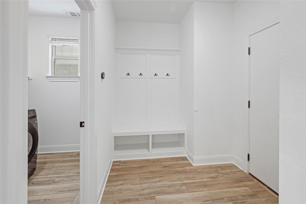 825 Olinda Way - Photo 22