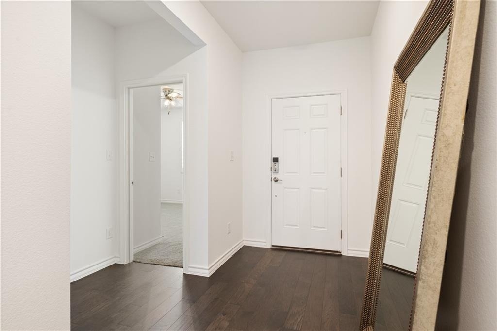 1003 Sandra Ann Way - Photo 2