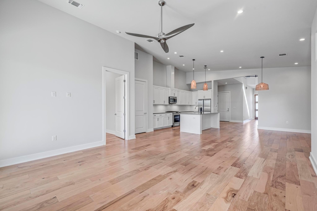 6401 Keegans Dr - Photo 17