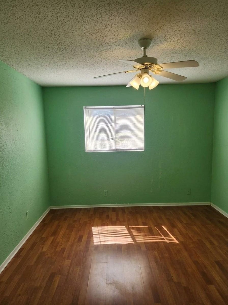 2600 Penny Ln - Photo 3