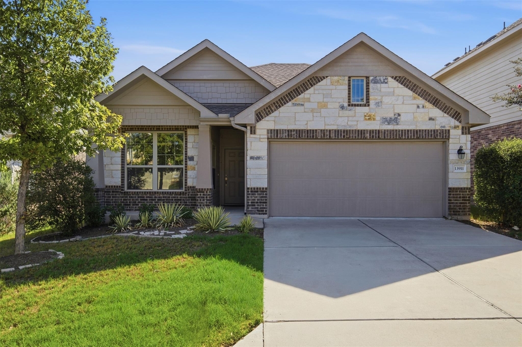 13911 Stripling Ln - Photo 3