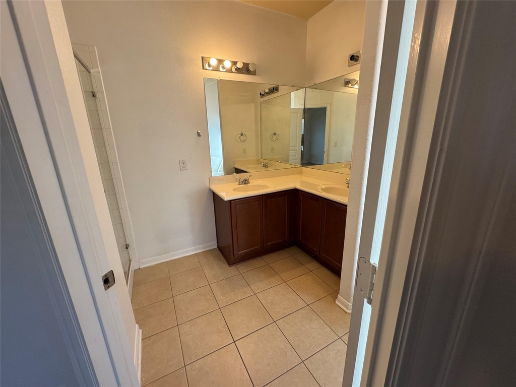 13504 Kearns Dr - Photo 13