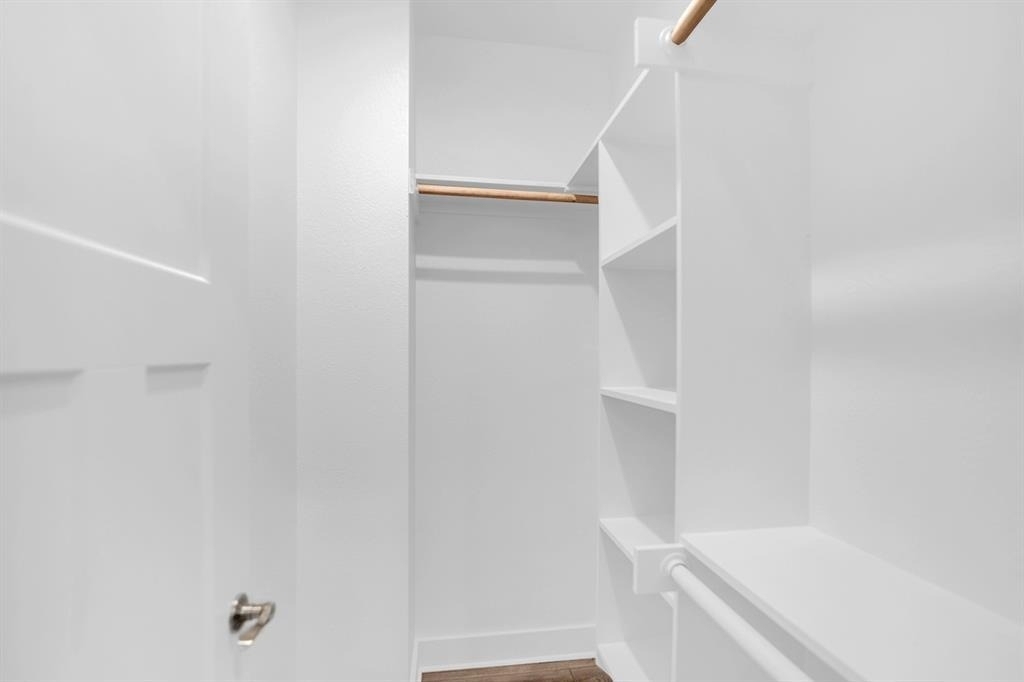 400 Shady Bluff Dr - Photo 18