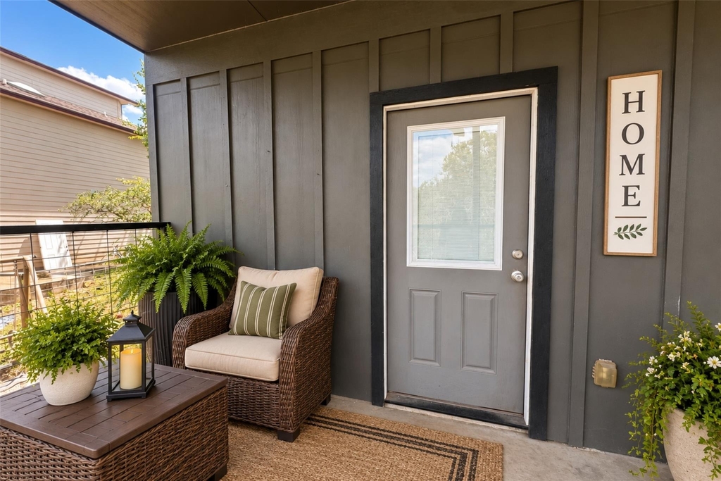 400 Shady Bluff Dr - Photo 2