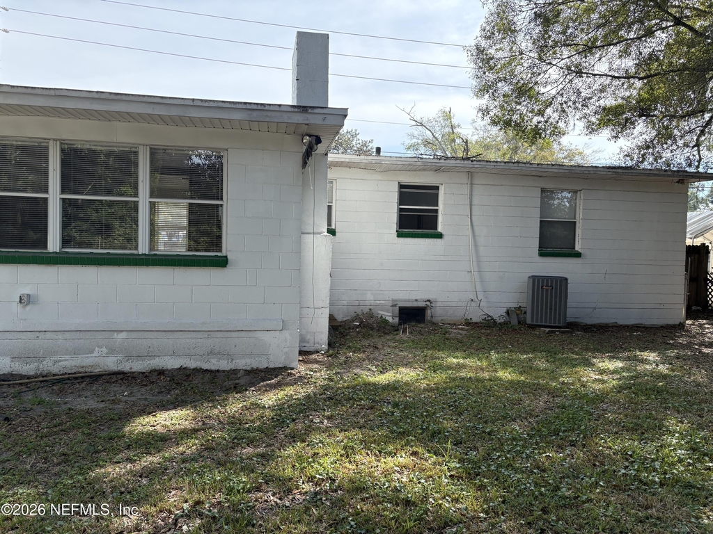 2344 Rogero Road - Photo 24