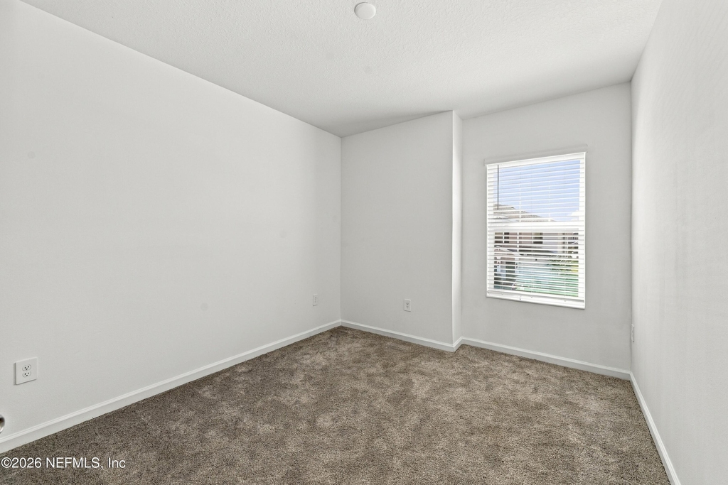 3125 Laurent Loop - Photo 25
