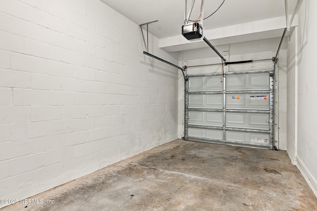 3125 Laurent Loop - Photo 33