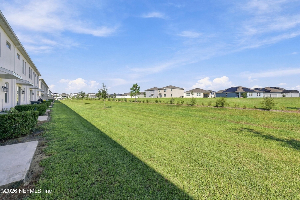 3125 Laurent Loop - Photo 28