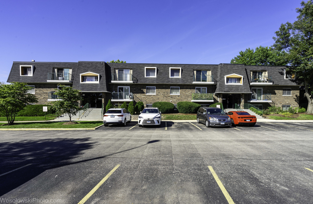 3856 S Parkway Drive - Photo 1