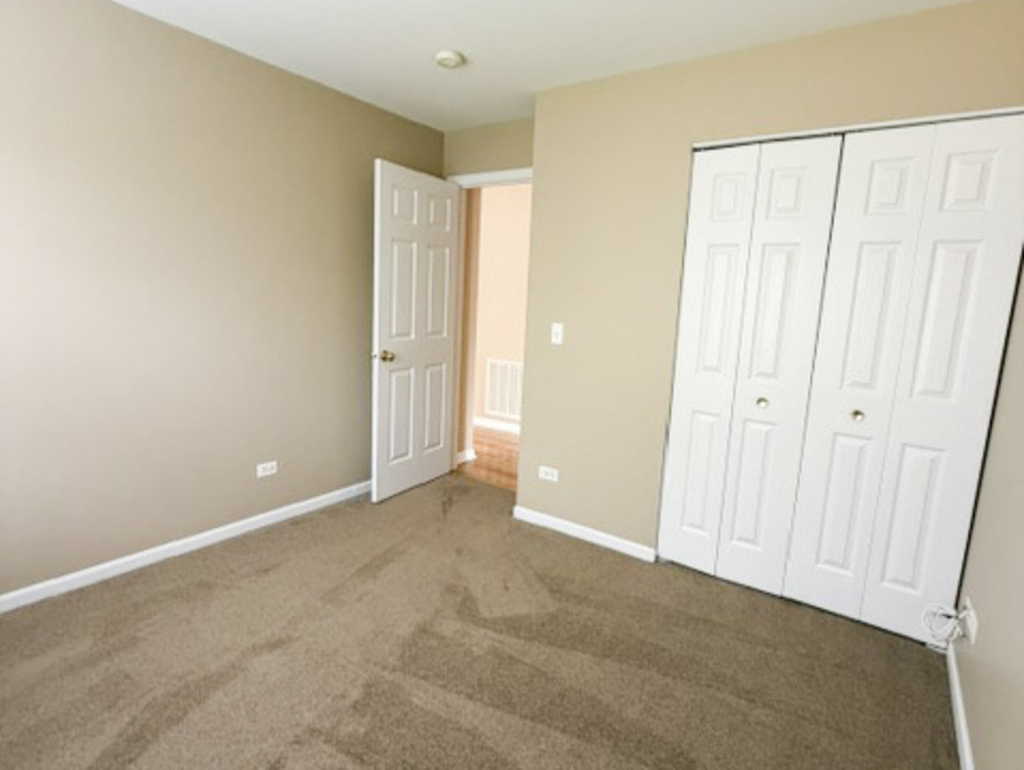 1303 N Red Oak Circle - Photo 11