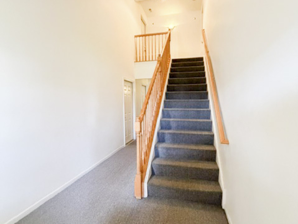 1303 N Red Oak Circle - Photo 1