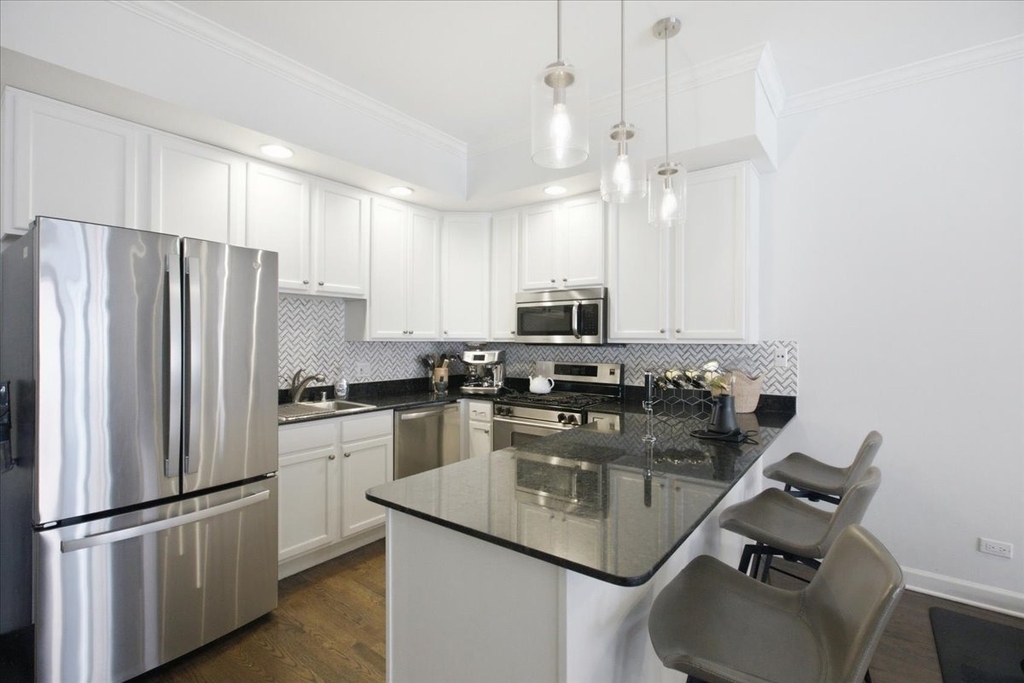 1641 W North Avenue - Photo 5