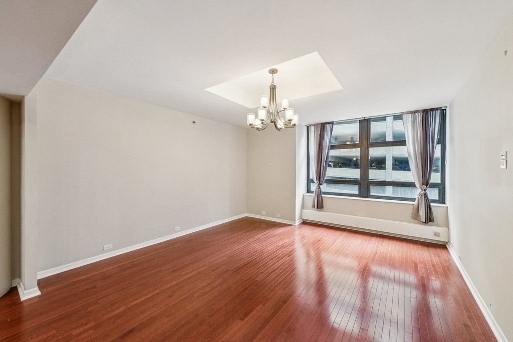 680 N Lake Shore Drive - Photo 7
