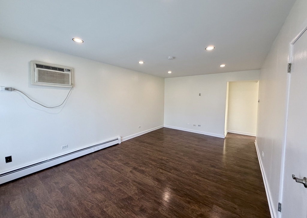 2231 Prairie Street - Photo 2