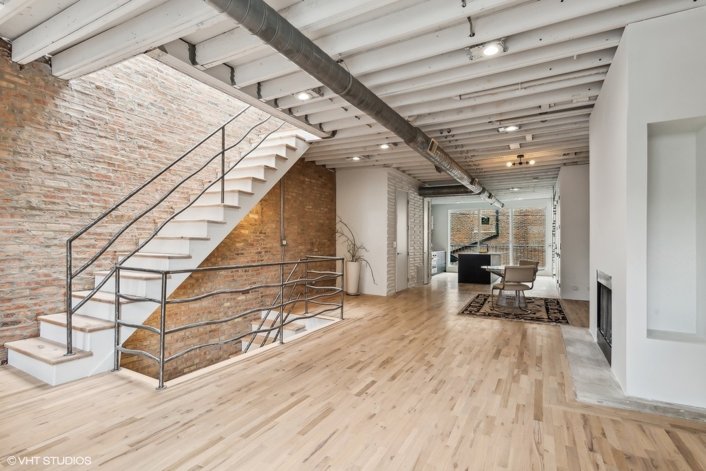 2156 W Hubbard Street - Photo 3