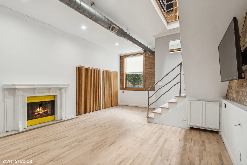 2156 W Hubbard Street - Photo 20