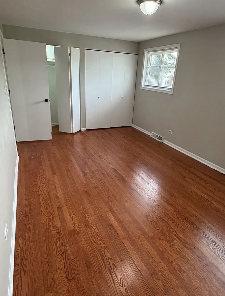11545 S Loomis Street - Photo 7