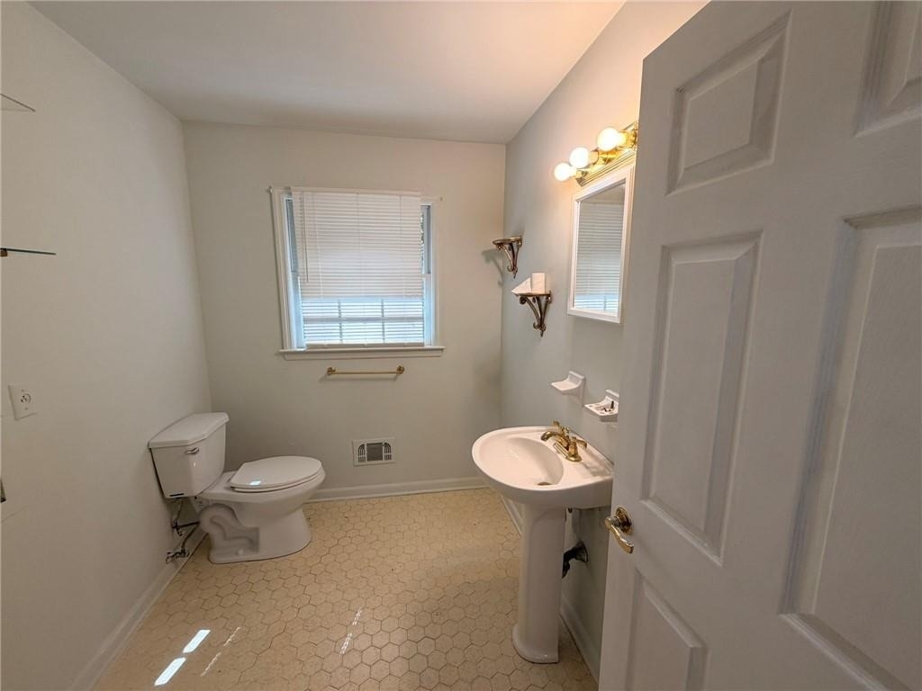 2878 Pine Valley Circle - Photo 3