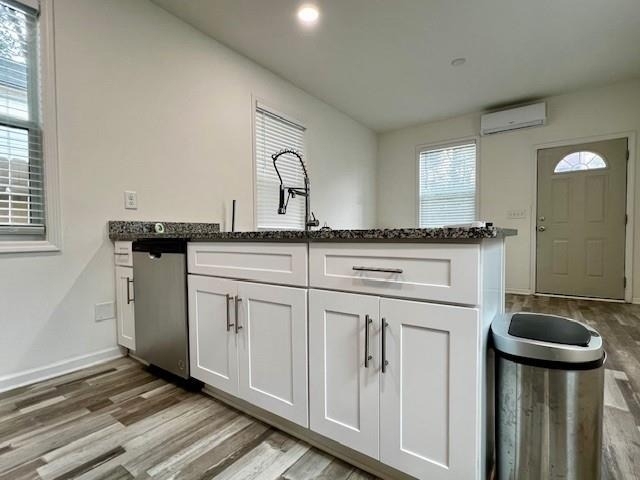 837 Smith Street Sw - Photo 4