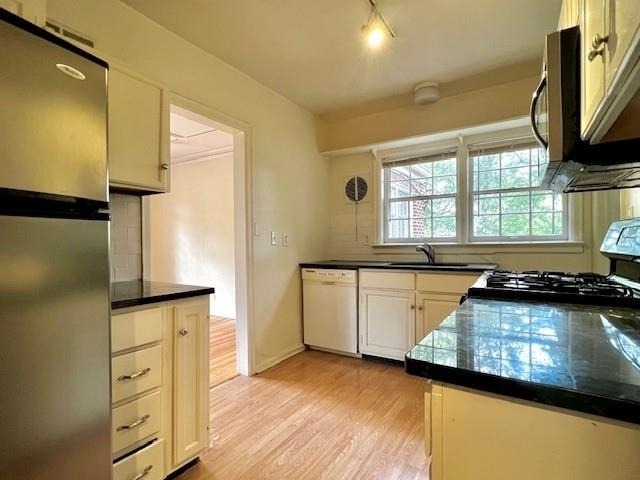 31 28th Street Nw - Photo 3