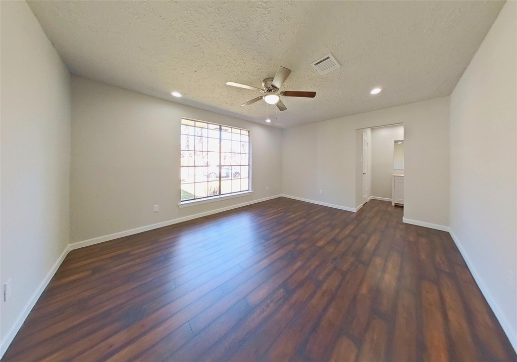 11210 Camphorwood Drive - Photo 14