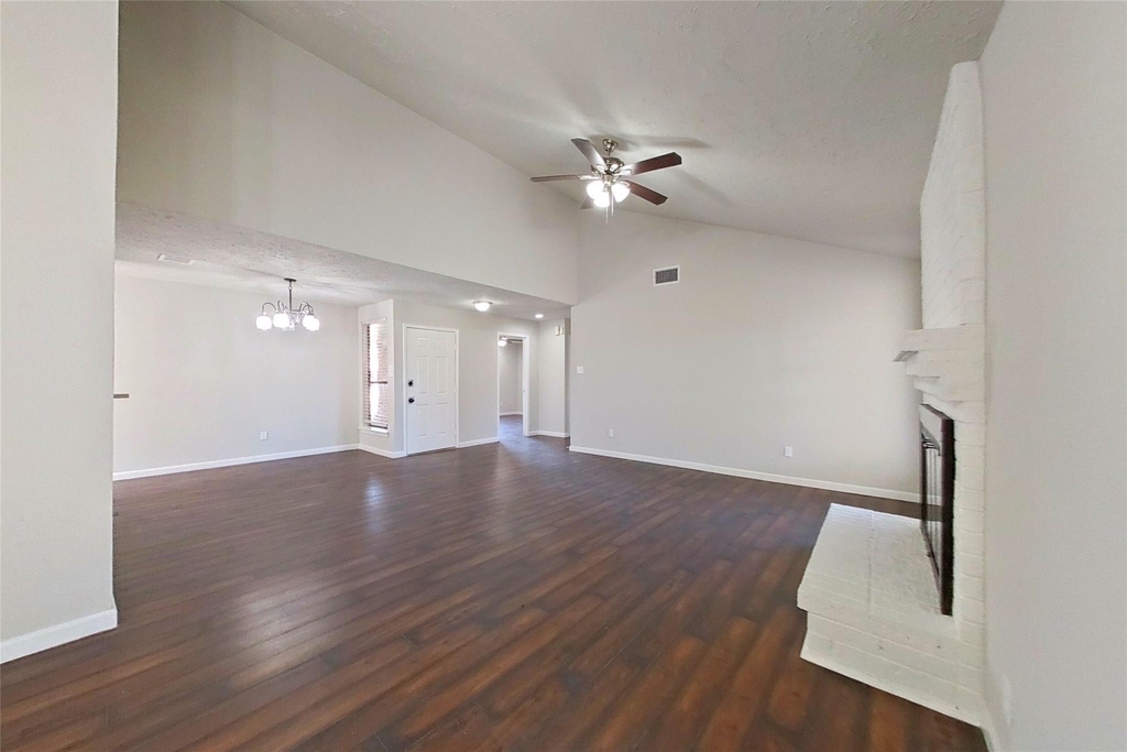 11210 Camphorwood Drive - Photo 4