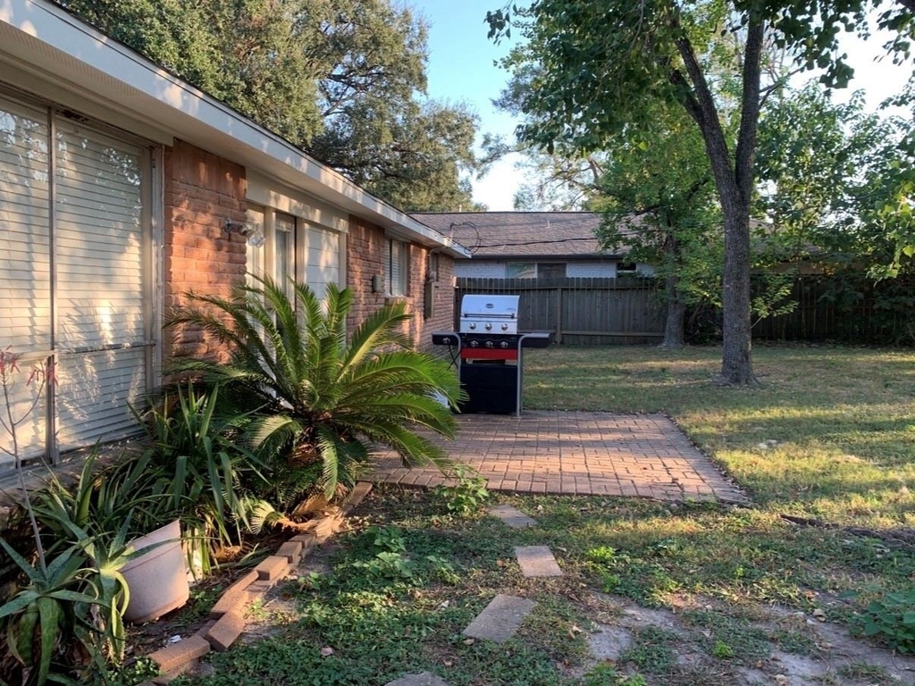 10734 Braewick Drive - Photo 15