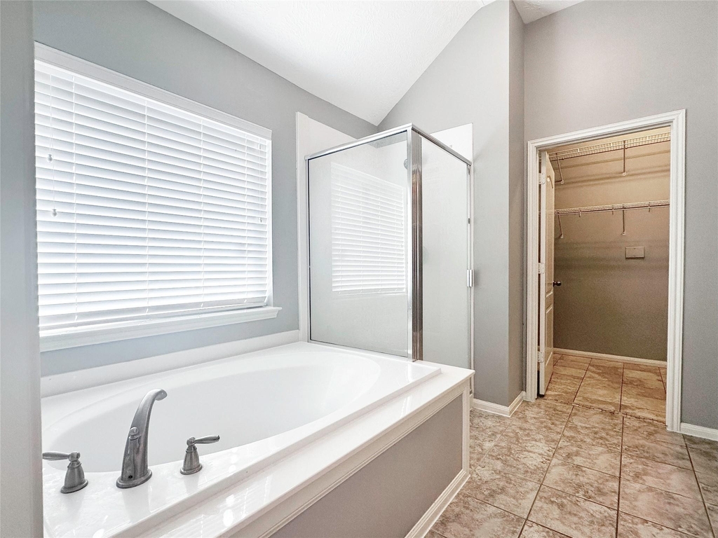 3307 Raintree Village Drive - Photo 23